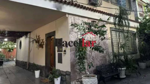 Casa com 4 Quartos à venda, 256m² no Grajaú, Rio de Janeiro