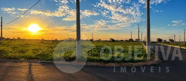 Lote/Terreno à venda, 350m² no Loteamento Luizote de Freitas IV, Uberlândia