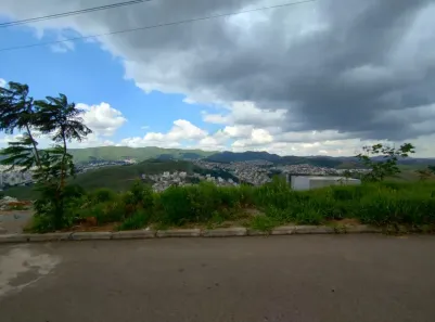Lote/Terreno à venda, 250m² no Jardim Bandeirantes, Poços de Caldas