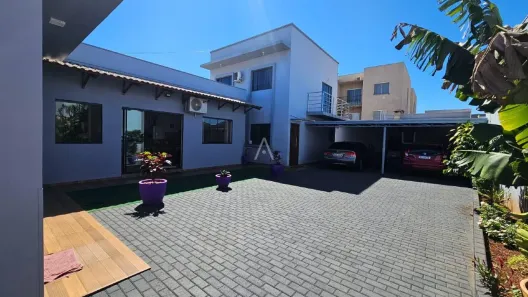 Casa com 6 Quartos à venda, 253m² no Jardim Gisela, Toledo