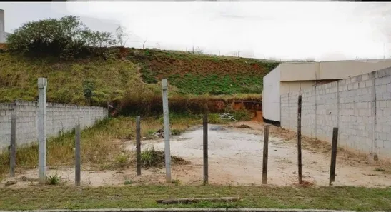 Lote/Terreno à venda, 309m² no Piracangaguá, Taubaté