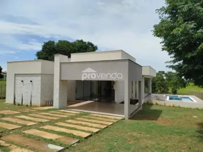Fazenda/Sítio com 3 Quartos à venda, 1500m² no Residencial Talismã, Goiânia