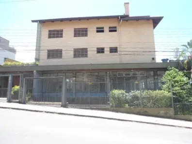 Sala Comercial para alugar, 650m² no Rio Branco, Caxias do Sul
