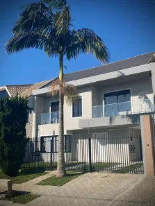Casa com 3 Quartos à venda, 270m² no Cidade Industrial, Curitiba