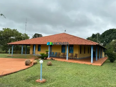 Fazenda/Sítio com 4 Quartos à venda, 97m² no Bela Vista, Formiga