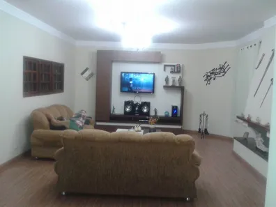 Casa com 3 Quartos à venda, 310m² no Jardim Torrão de Ouro, São José dos Campos