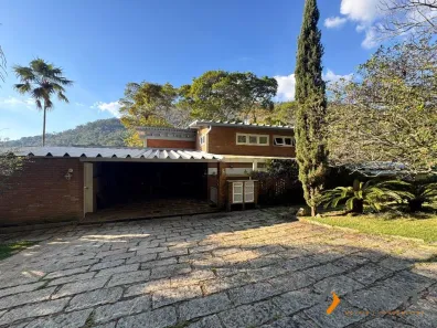 Casa de Condomínio com 7 Quartos à venda, 900m² no Nogueira, Petrópolis