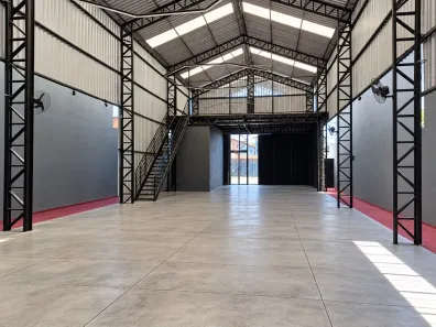 Galpão/Depósito/Armazém para alugar, 270m² no Morada de Laranjeiras, Serra