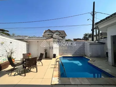 Casa com 3 Quartos à venda, 350m² no Vargem Pequena, Rio de Janeiro