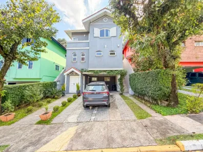 Casa de Condomínio com 3 Quartos à venda, 240m² no Jardim Lambreta, Cotia