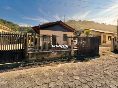Casa com 3 Quartos para alugar, 110m² no Progresso, Blumenau