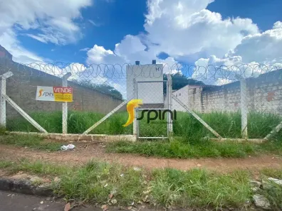 Lote/Terreno à venda, 330m² no Carajás, Uberlândia
