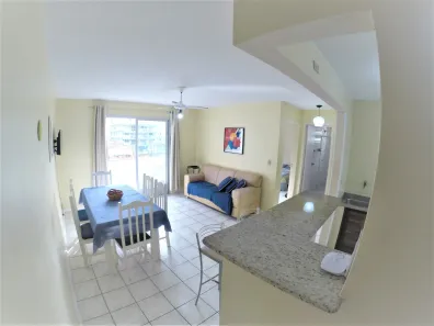 Apartamento com 2 Quartos para alugar, 65m² no Centro, Itapema