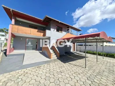 Imóvel Comercial com 4 Quartos para alugar, 530m² no Praia Comprida, São José