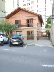 Casa com 3 Quartos à venda, 120m² no Centro, Caxias do Sul