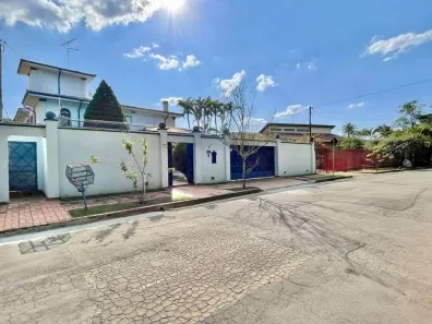 Fazenda/Sítio com 6 Quartos à venda, 528m² no Chácara Vale do Rio Cotia, Carapicuíba