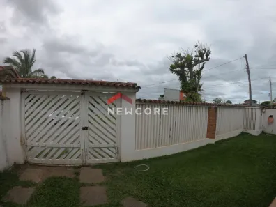 Sobrado com 4 Quartos à venda, 210m² no Balneario Gaivotas, Itanhaém