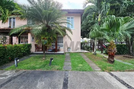 Casa de Condomínio com 3 Quartos à venda, 125m² no Itapuã, Salvador