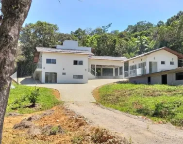 Fazenda/Sítio com 3 Quartos à venda, 200m² no , São Pedro de Alcântara