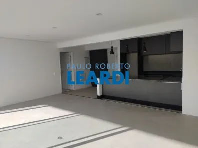 Apartamento com 3 Quartos à venda, 196m² no Jardim das Acácias, São Paulo