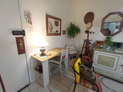 Kitnet à venda, 25m² no Ponta da Praia, Santos