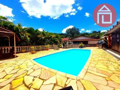 Fazenda/Sítio com 4 Quartos à venda, 350m² no Chácara Fernão Dias, Bragança Paulista