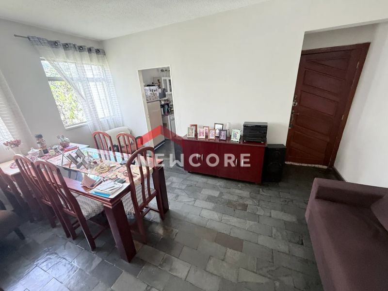 Apartamento com 2 quartos — Santa Terezinha, Belo Horizonte