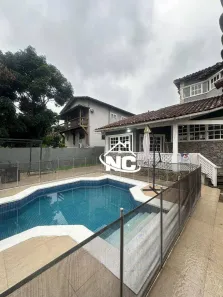 Casa de Condomínio com 4 Quartos à venda, 377m² no Badu, Niterói