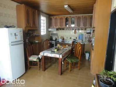 Casa com 4 Quartos à venda, 250m² no Petrópolis, Porto Alegre