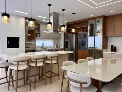 Apartamento com 4 Quartos à venda, 197m² no Meia Praia, Itapema