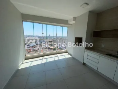 Apartamento com 3 Quartos para alugar, 115m² no Centro, Uberlândia