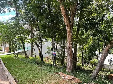 Lote/Terreno à venda, 402m² no Alto dos Pinheiros, Juiz de Fora