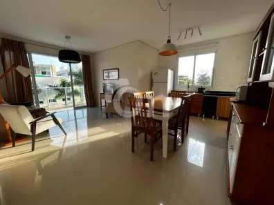 Apartamento com 3 Quartos para alugar, 97m² no Jurerê Internacional, Florianópolis