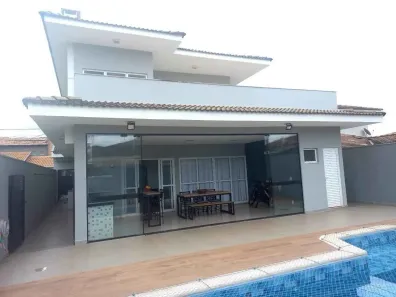 Casa de Condomínio com 3 Quartos para alugar, 300m² no Residencial Villaggio III, Bauru