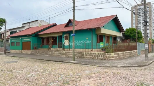 Casa com 3 Quartos à venda, 260m² no Partenon, Porto Alegre