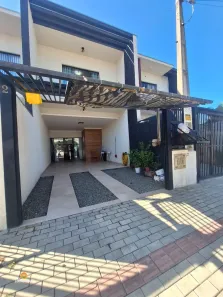 Sobrado com 3 Quartos à venda, 124m² no Itacolomi, Balneário Piçarras