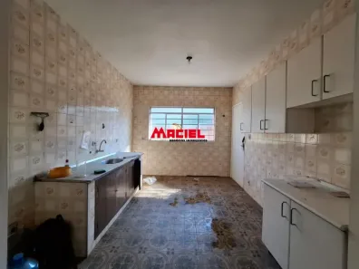 Casa com 3 Quartos à venda, 150m² no Monte Castelo, São José dos Campos