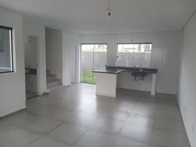 Sobrado com 3 Quartos à venda, 112m² no Campo de Santana, Curitiba
