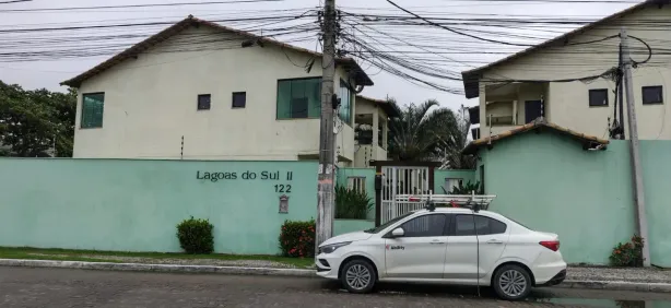Casa de Condomínio com 3 Quartos à venda, 75m² no Parque Burle, Cabo Frio