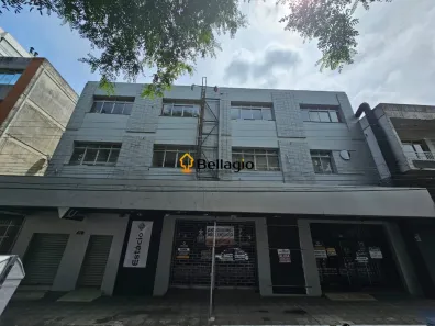 Sala Comercial com 3 Quartos à venda, 452m² no Bonfim, Santa Maria