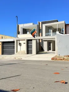 Sobrado com 4 Quartos à venda, 177m² no Edson Queiroz, Fortaleza