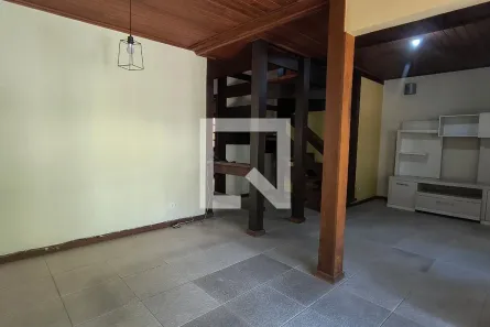 Casa com 5 Quartos à venda, 160m² no Vargem Pequena, Rio de Janeiro