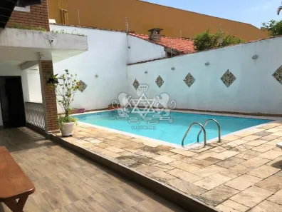 Sobrado com 4 Quartos à venda, 362m² no Jardim Britânia, Caraguatatuba