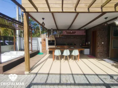 Casa com 9 Quartos à venda, 250m² no Mariscal, Bombinhas