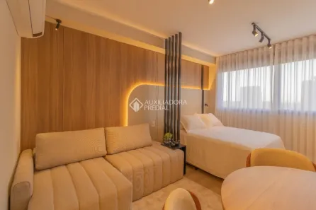 Apartamento com 1 Quarto para alugar, 29m² no Mont Serrat, Porto Alegre