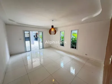 Casa de Condomínio com 4 Quartos para alugar, 360m² no Alphaville, Santana de Parnaíba