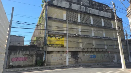Prédio Comercial à venda, 1778m² no Paquetá, Santos