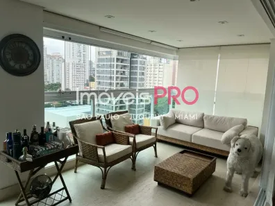 Apartamento com 3 Quartos para venda ou aluguel, 210m² no Vila Olímpia, São Paulo