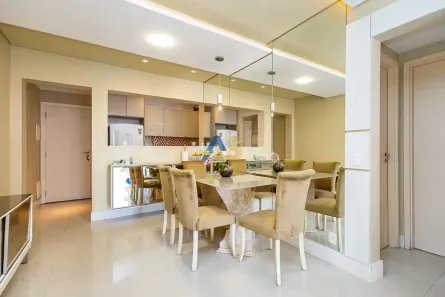 Apartamento com 2 Quartos à venda, 70m² no Centro, Curitiba