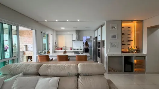 Apartamento com 3 Quartos à venda, 137m² no Zona 07, Maringá